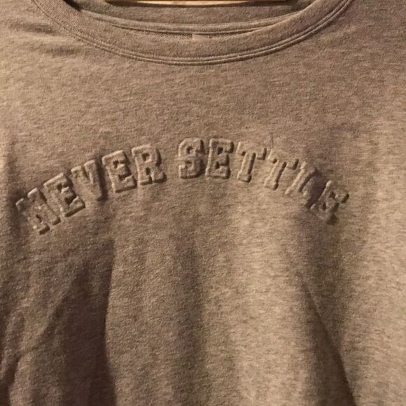 Women’s Fabletics Never Better Crop Retro Sweater - Picture 1 of 5